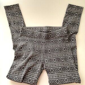 VICTORIAS SECRET PINK LEGGINGS GRAY GEOMETRIC